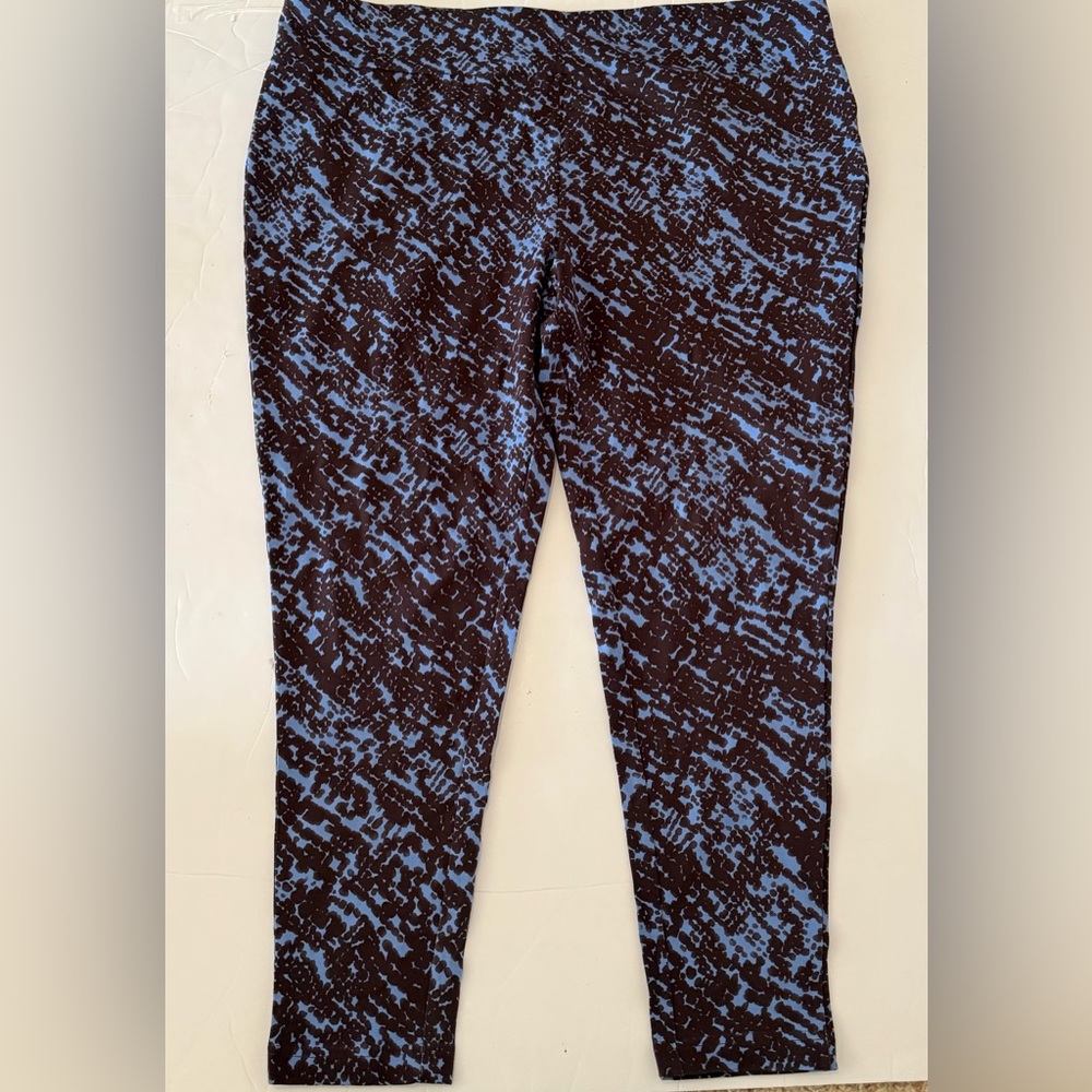 High-Rise Fitted Snake Texture Blue  Breeze Plus Size Women Leggings